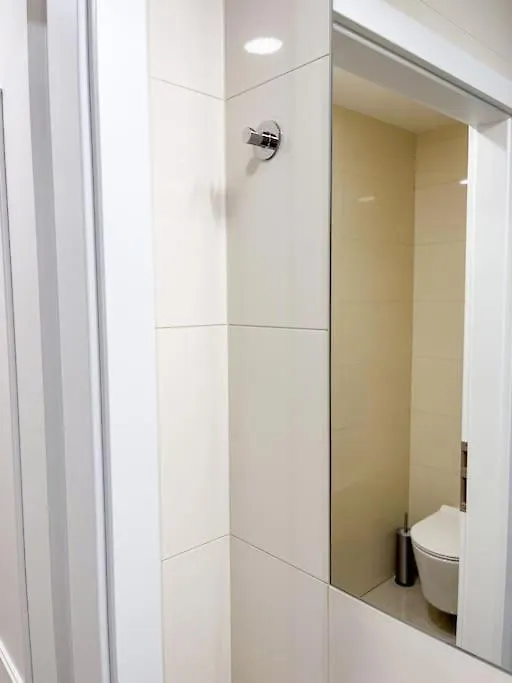 פראג Suite Platinum Xl 310 0*,